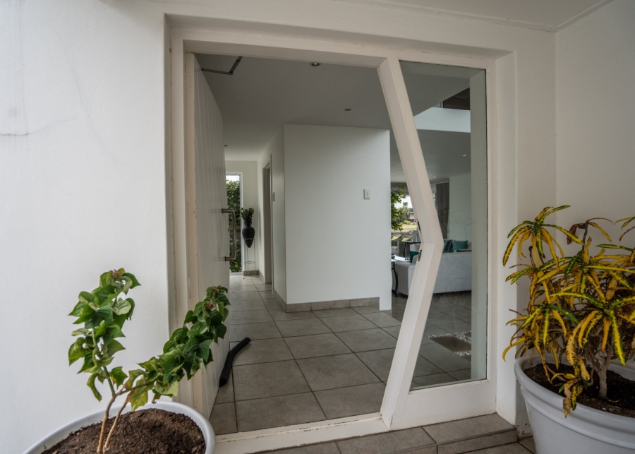 6 Bedroom Property for Sale in Royal Alfred Marina Eastern Cape